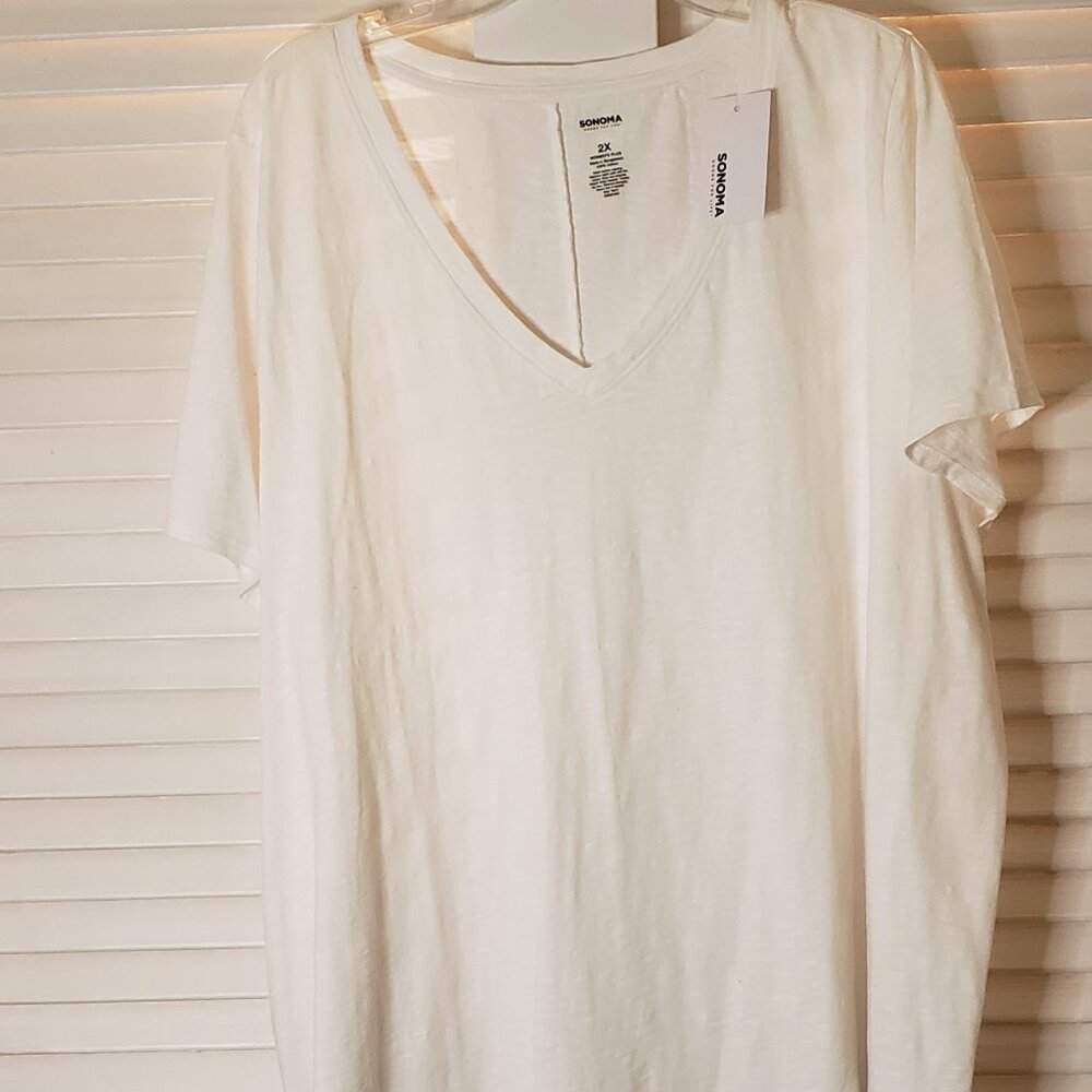 NWT (2X) V Neck Tunic